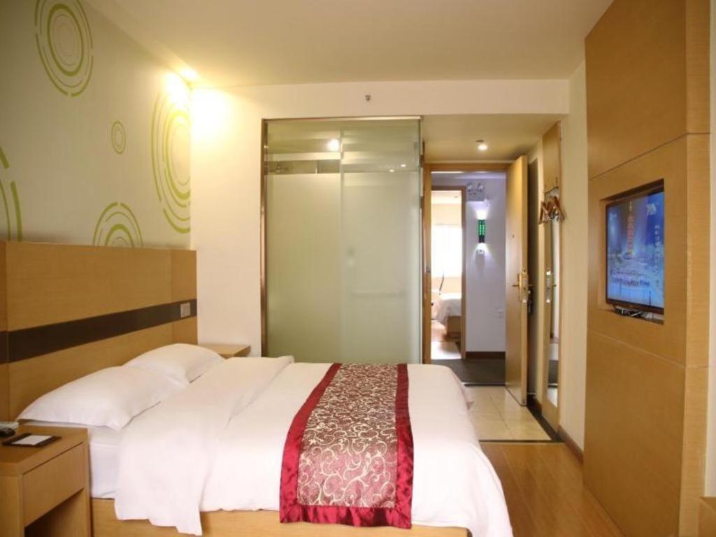 Greentree Inn Zhejiang Ningbo South Railway Station Express Hotel Extérieur photo