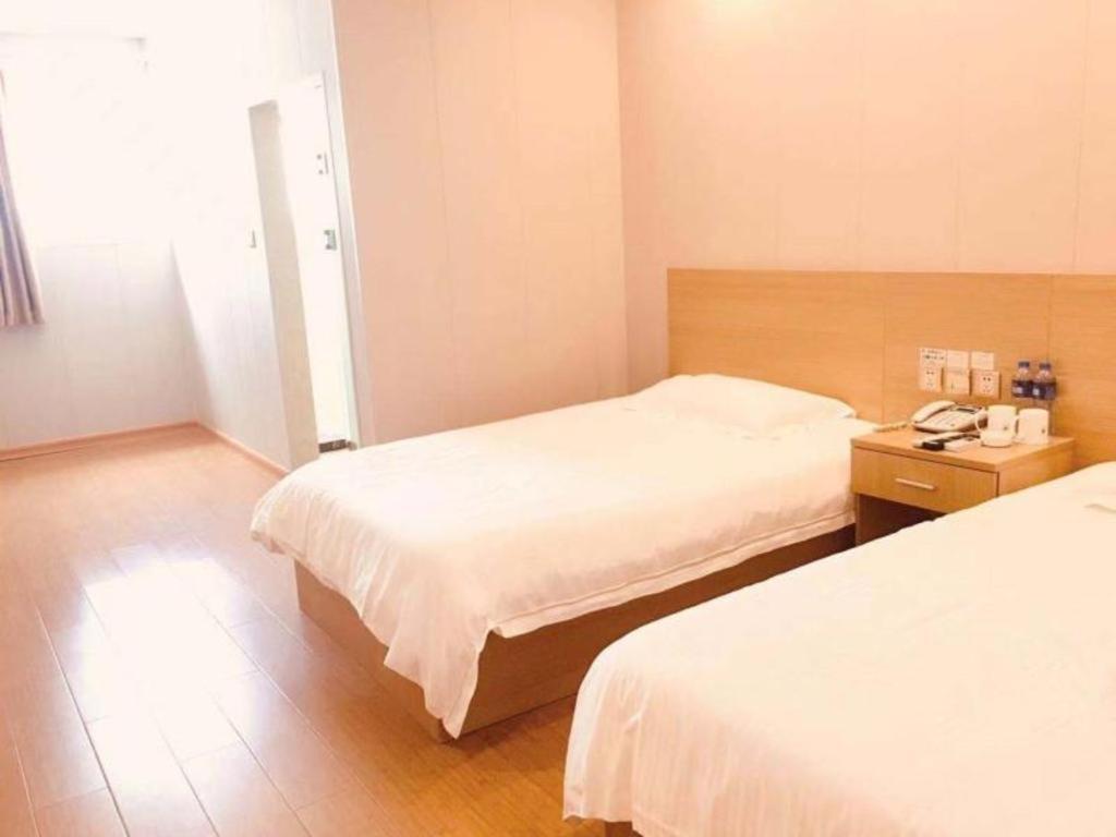 Greentree Inn Zhejiang Ningbo South Railway Station Express Hotel Extérieur photo