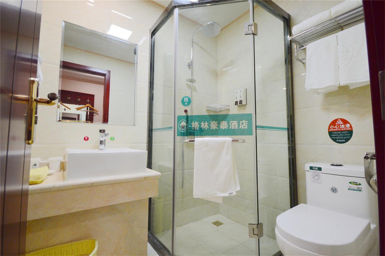 Greentree Inn Zhejiang Ningbo South Railway Station Express Hotel Extérieur photo
