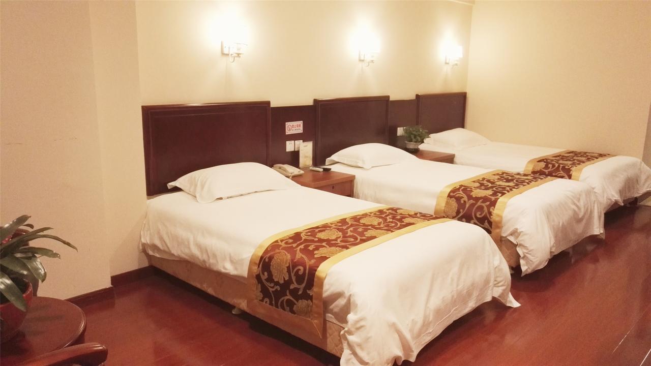 Greentree Inn Zhejiang Ningbo South Railway Station Express Hotel Extérieur photo