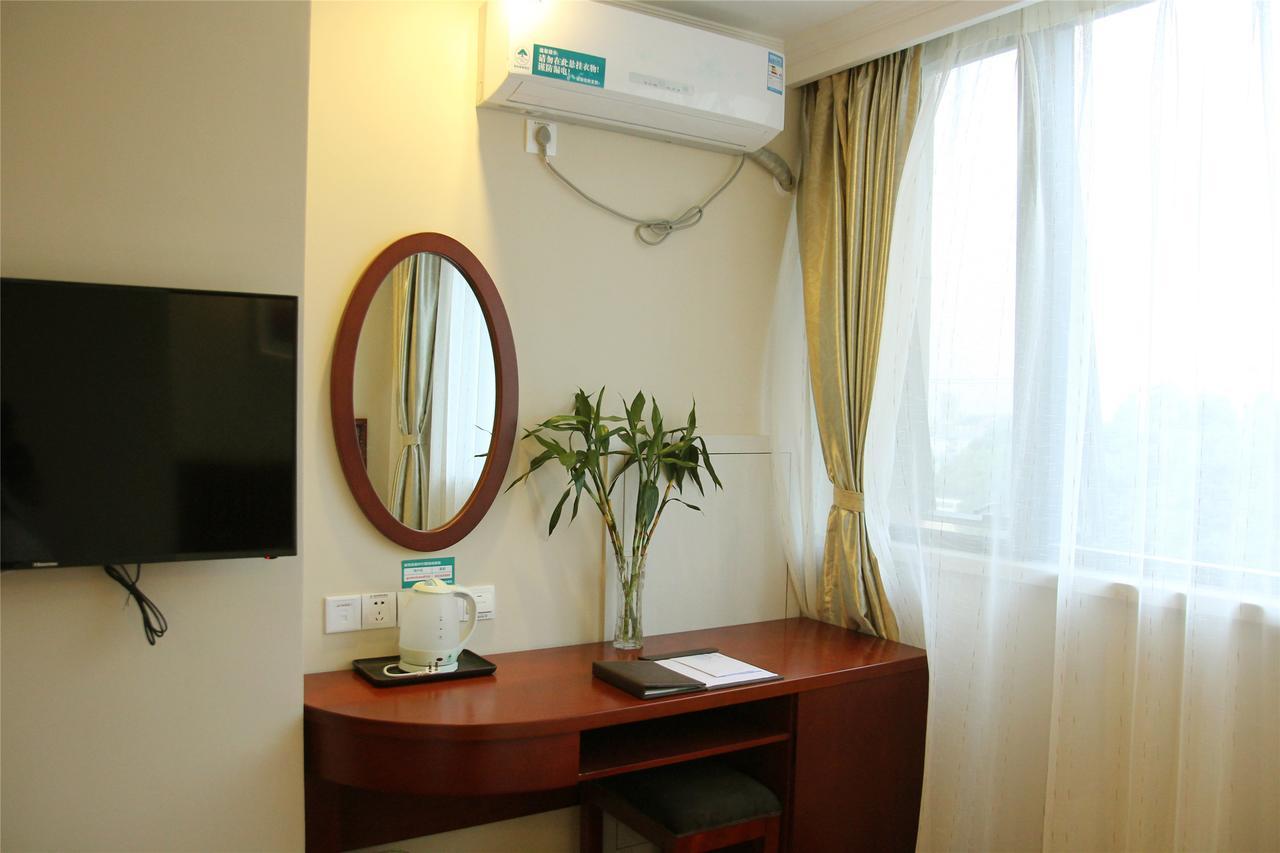 Greentree Inn Zhejiang Ningbo South Railway Station Express Hotel Extérieur photo