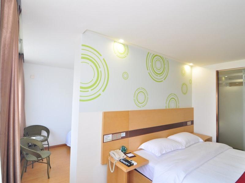 Greentree Inn Zhejiang Ningbo South Railway Station Express Hotel Extérieur photo